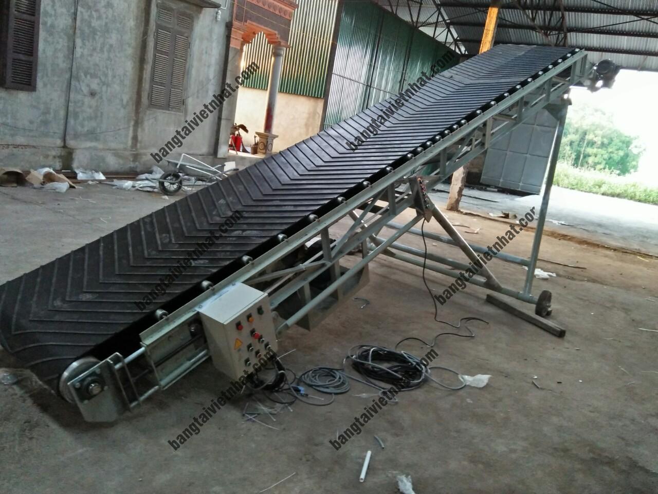 d49ea5ee01e4e1bab8f5-766